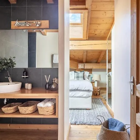 Grand Duplex With Sauna And View 아파트